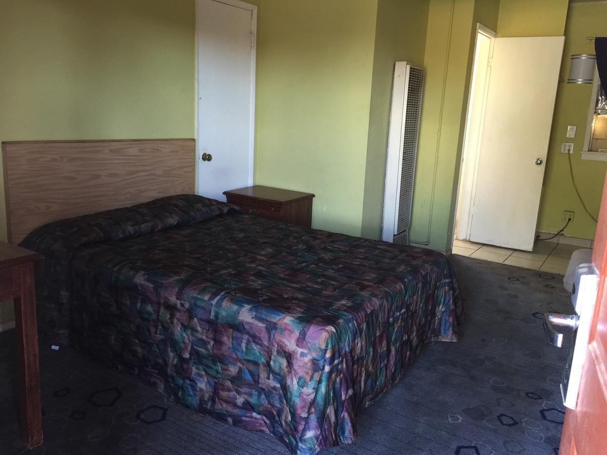 Black Horse Motel Апл-Валли Экстерьер фото